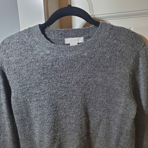 Grey Knit Sweater - Picture 2 of 2